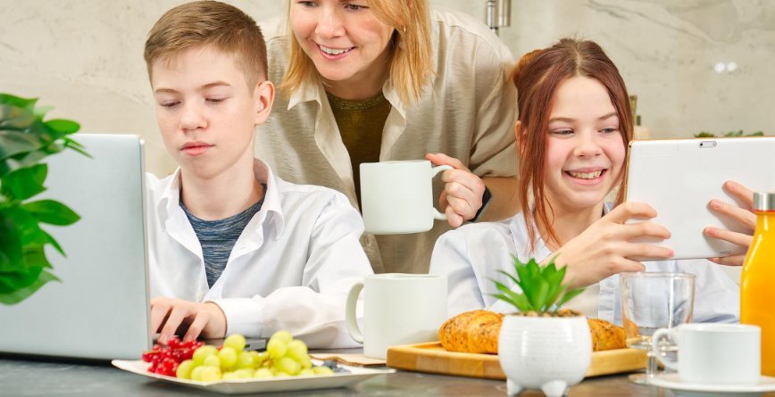 Meal Prepping Family
